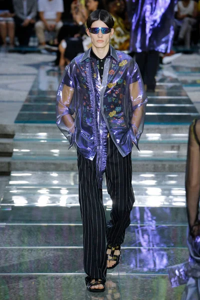 Look 53